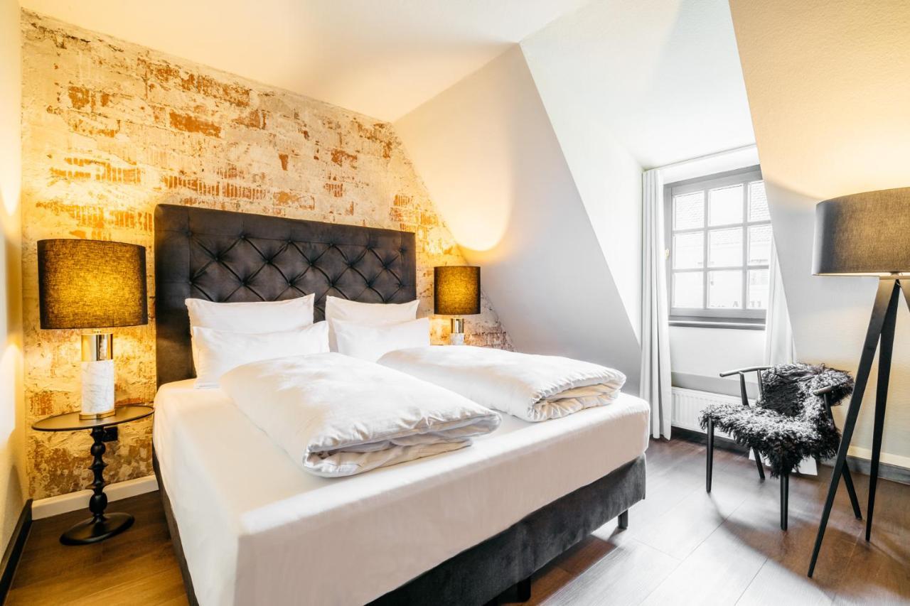 Hotel Riesengebirge Neuhof an der Zenn Buitenkant foto